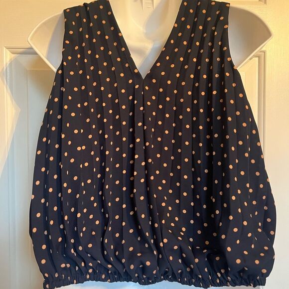 Banana Republic Polka Dot V Neck Sleeveless Navy Women's Top sz XSP - Picture 2 of 6